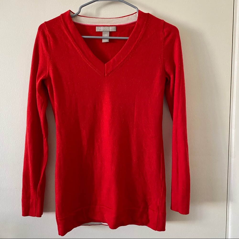 Banana Republic Wool V-Neck Sweater XS